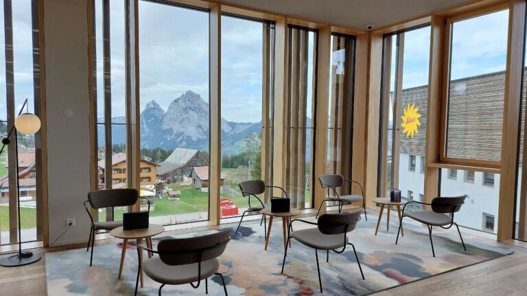 Lodge_GIB